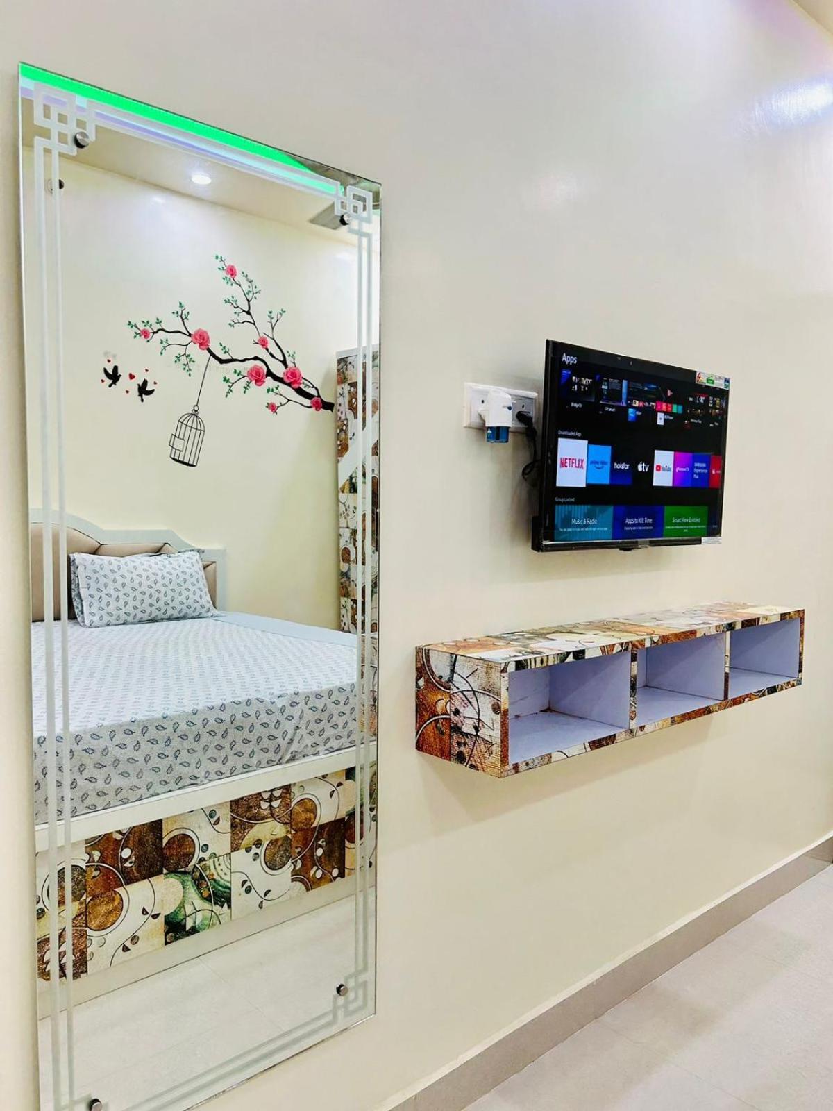 Smart Stays - Mmmut College - Gkp Airport Горакхпур Екстер'єр фото